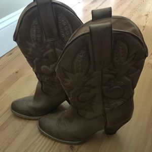 Very Volatile Cowgirl Boots